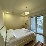 Apartment Diem Near Pazari I Ri