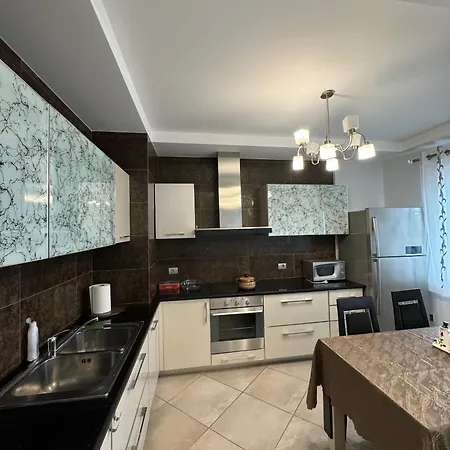 Diem Near Pazari I Ri Апартаменты