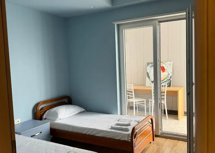 Diem Near Pazari I Ri Tirana