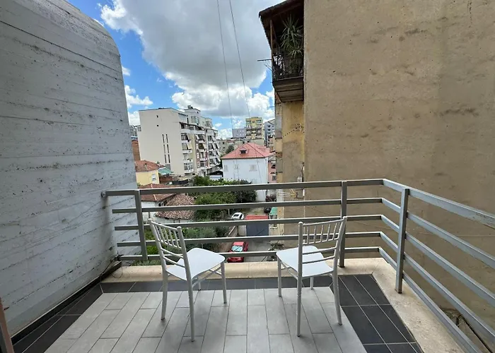 Diem Near Pazari I Ri *