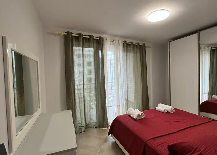 Апартаменты Diem Near Pazari I Ri