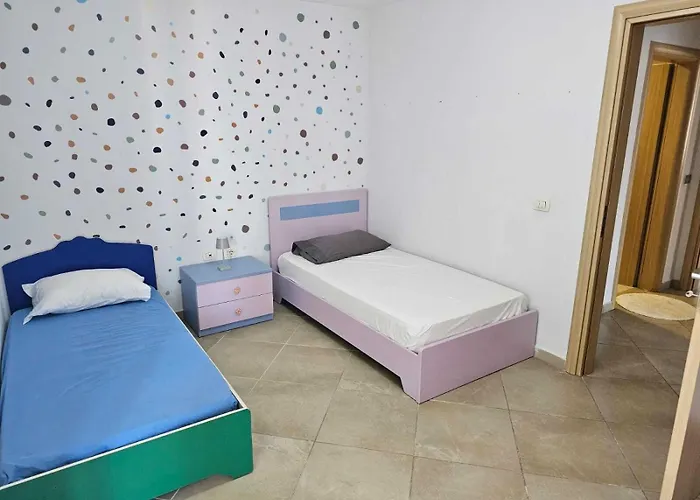 Diem Near Pazari I Ri Апартаменты *